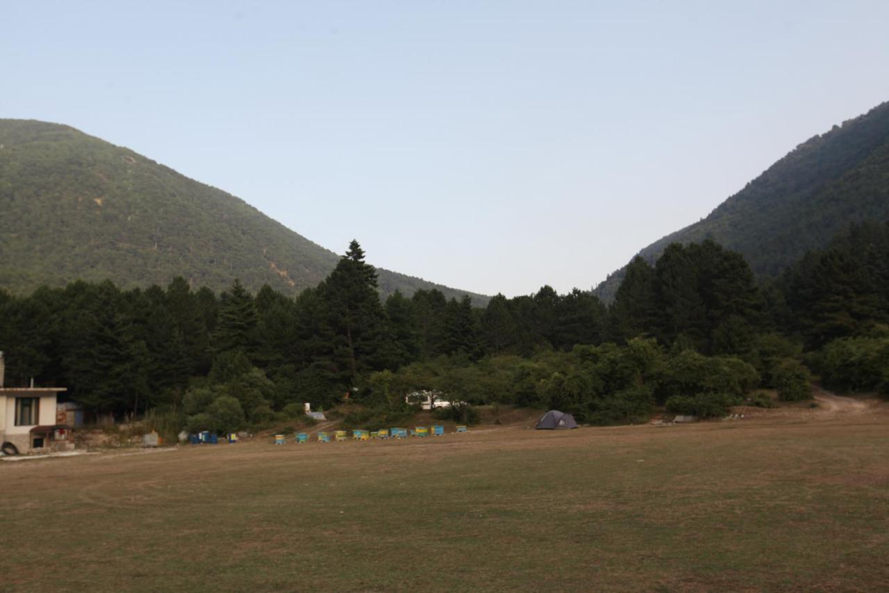 Hamiti Camping Center Dukat Bagian luar foto